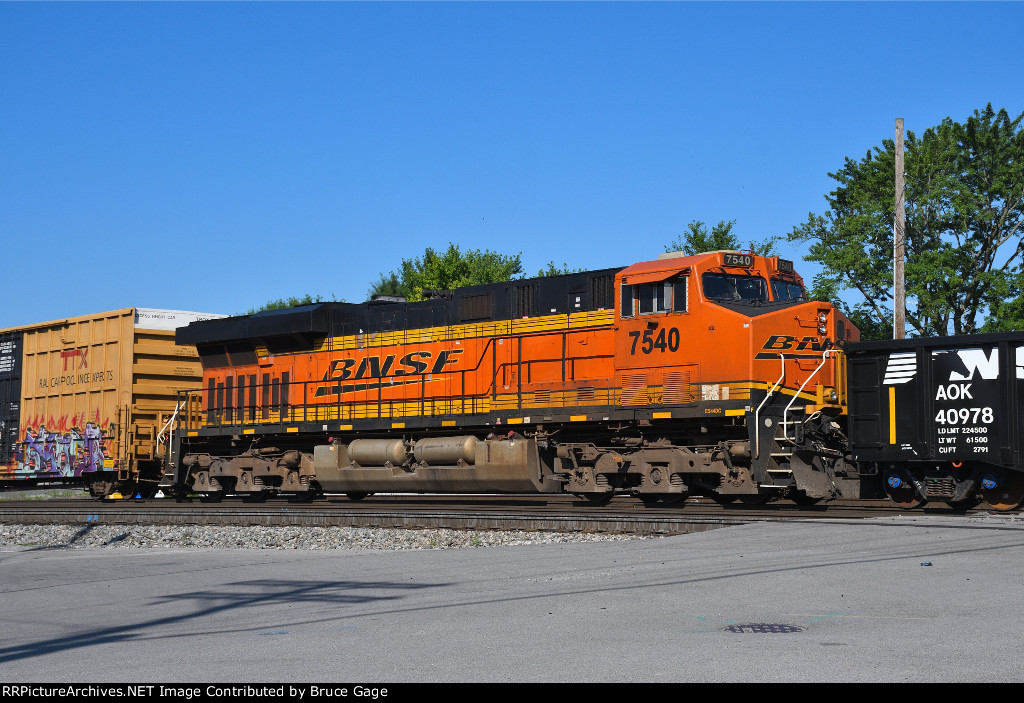 BNSF 7540